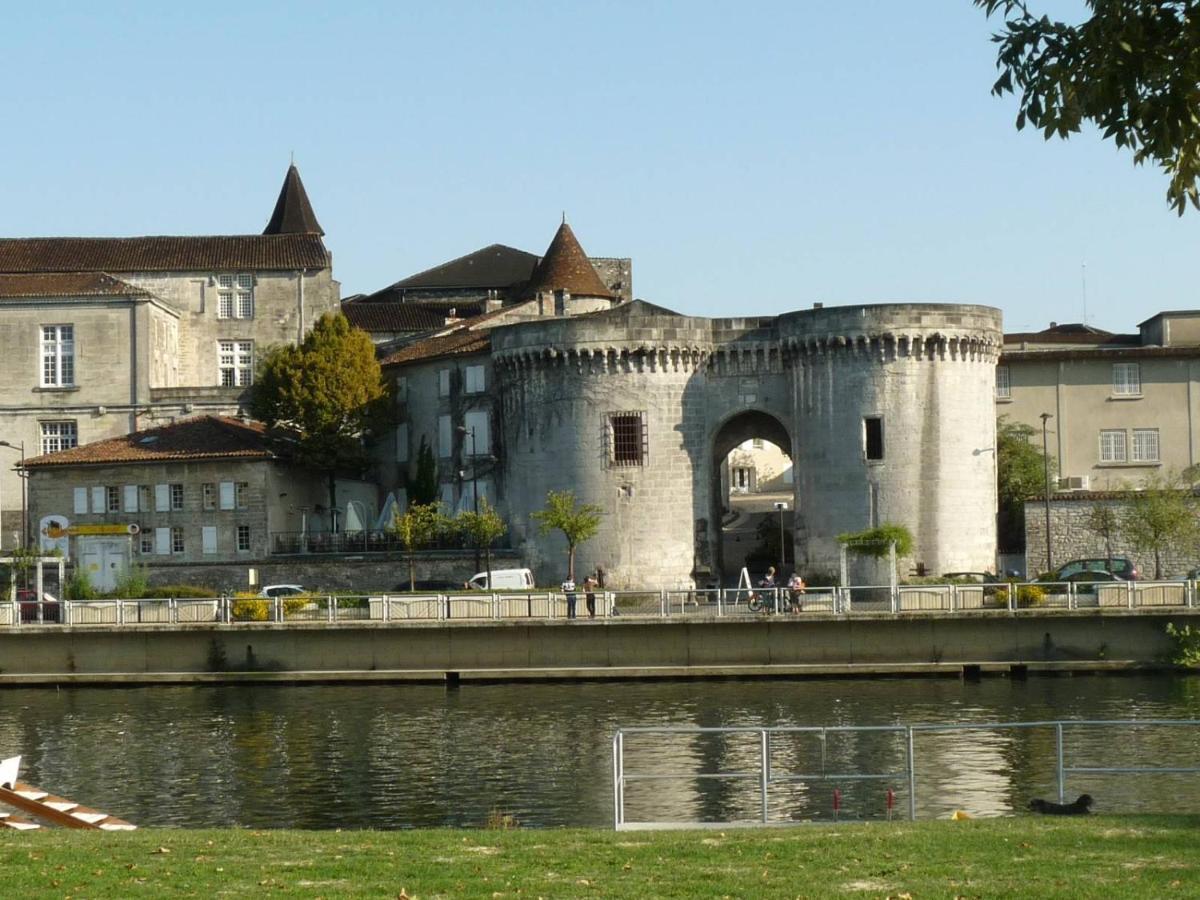 Apartment Cosy Confort Proche Hyper-centre Cognac